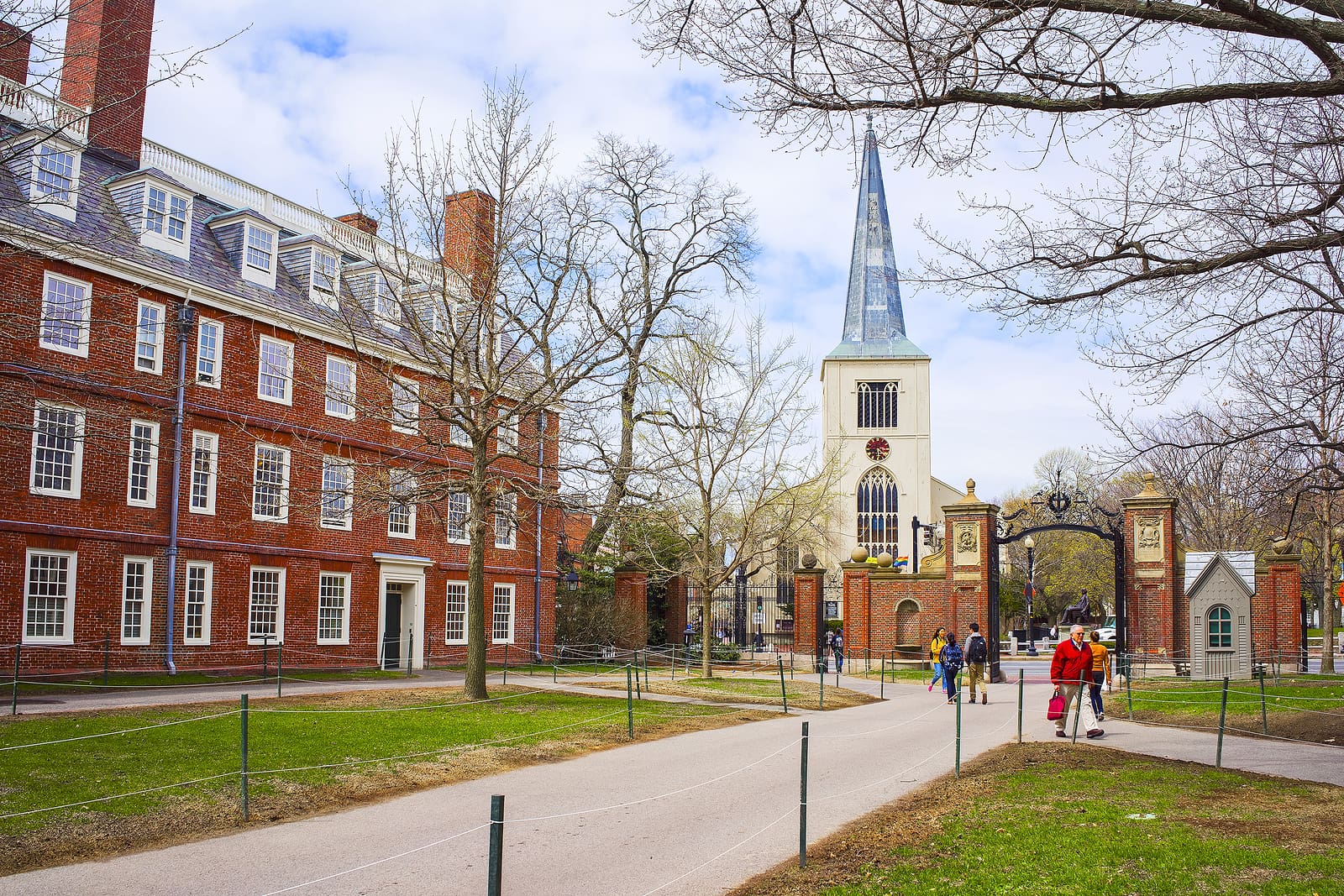 Trump Threatens Harvard’s Tax-Exempt Status