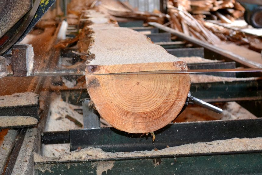 Exterior Experience Offers Cedar Lumber on a Wholesale Basis