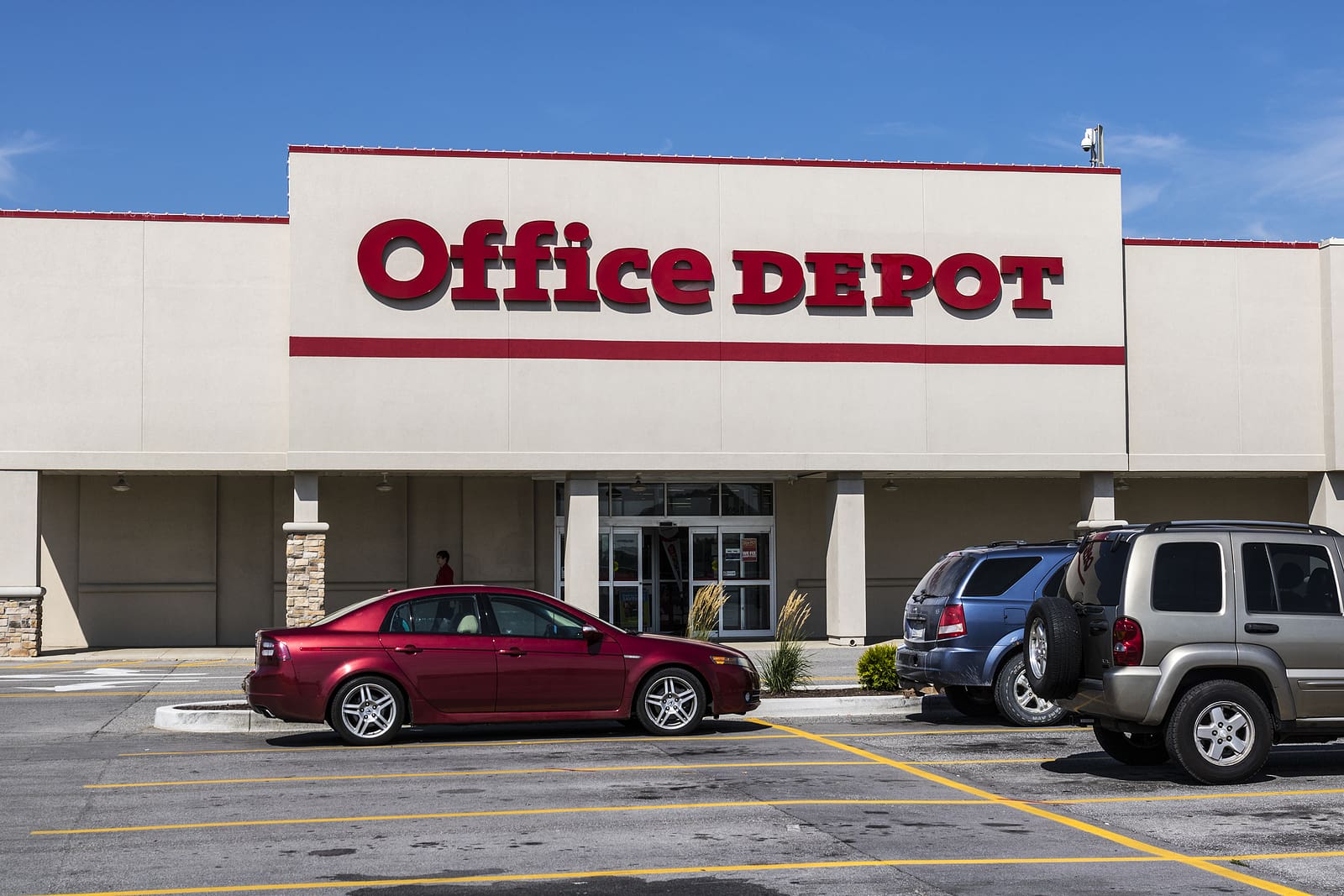 Office Depot v. Target - #10 Envelopes - Price Comparison