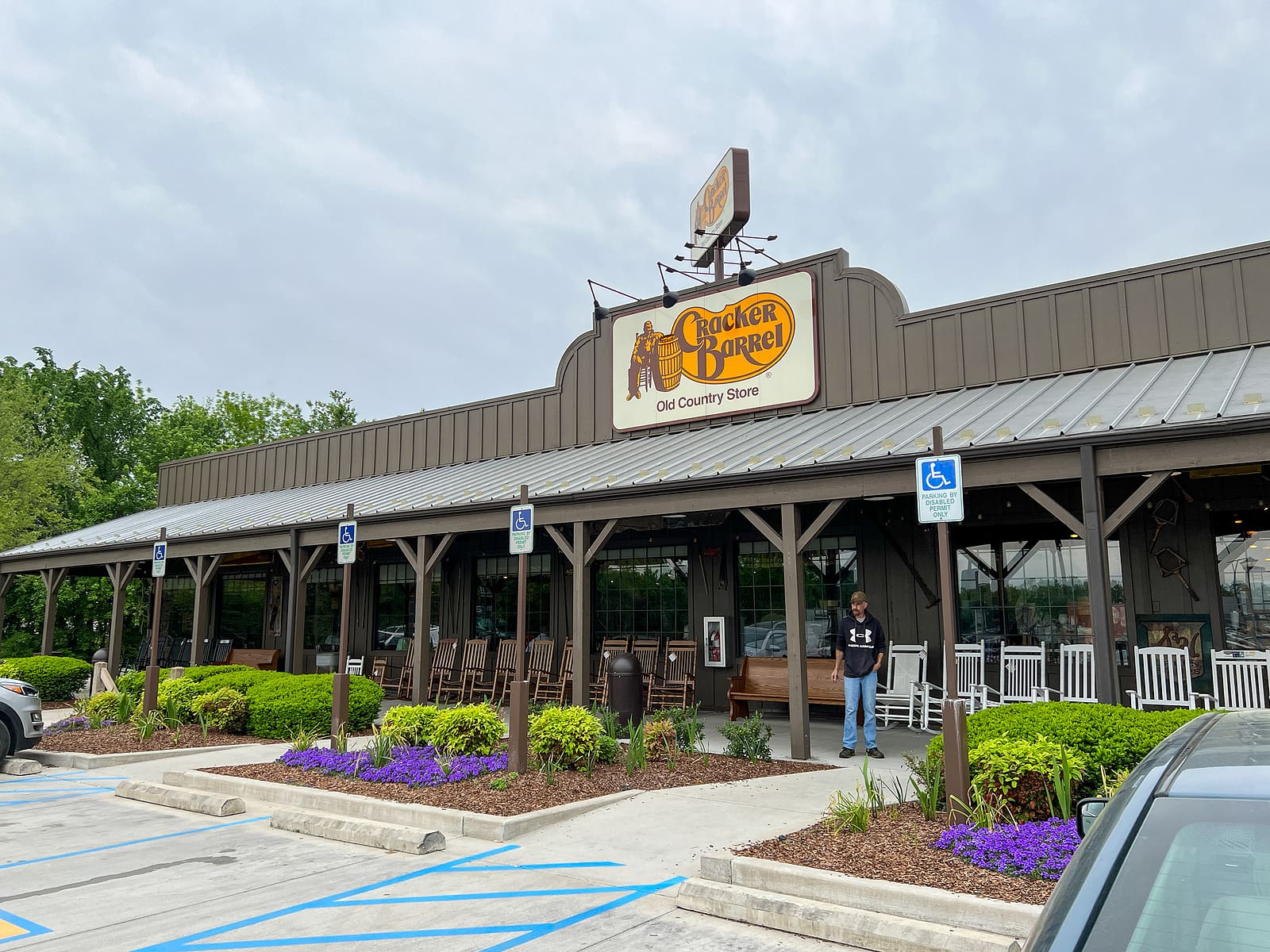Cracker Barrel’s CEO Made the Right Call