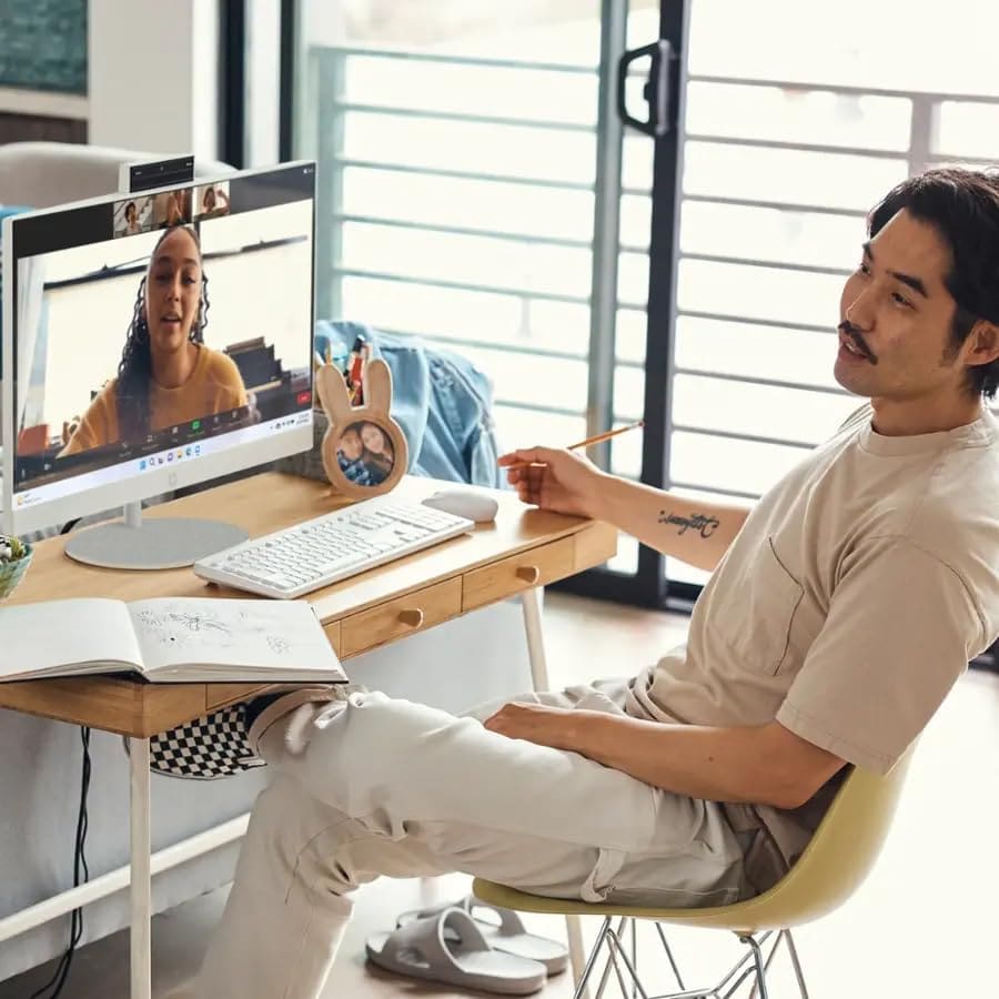 Best HP computer 2025 showcasing 2.5TB SSD and docking station