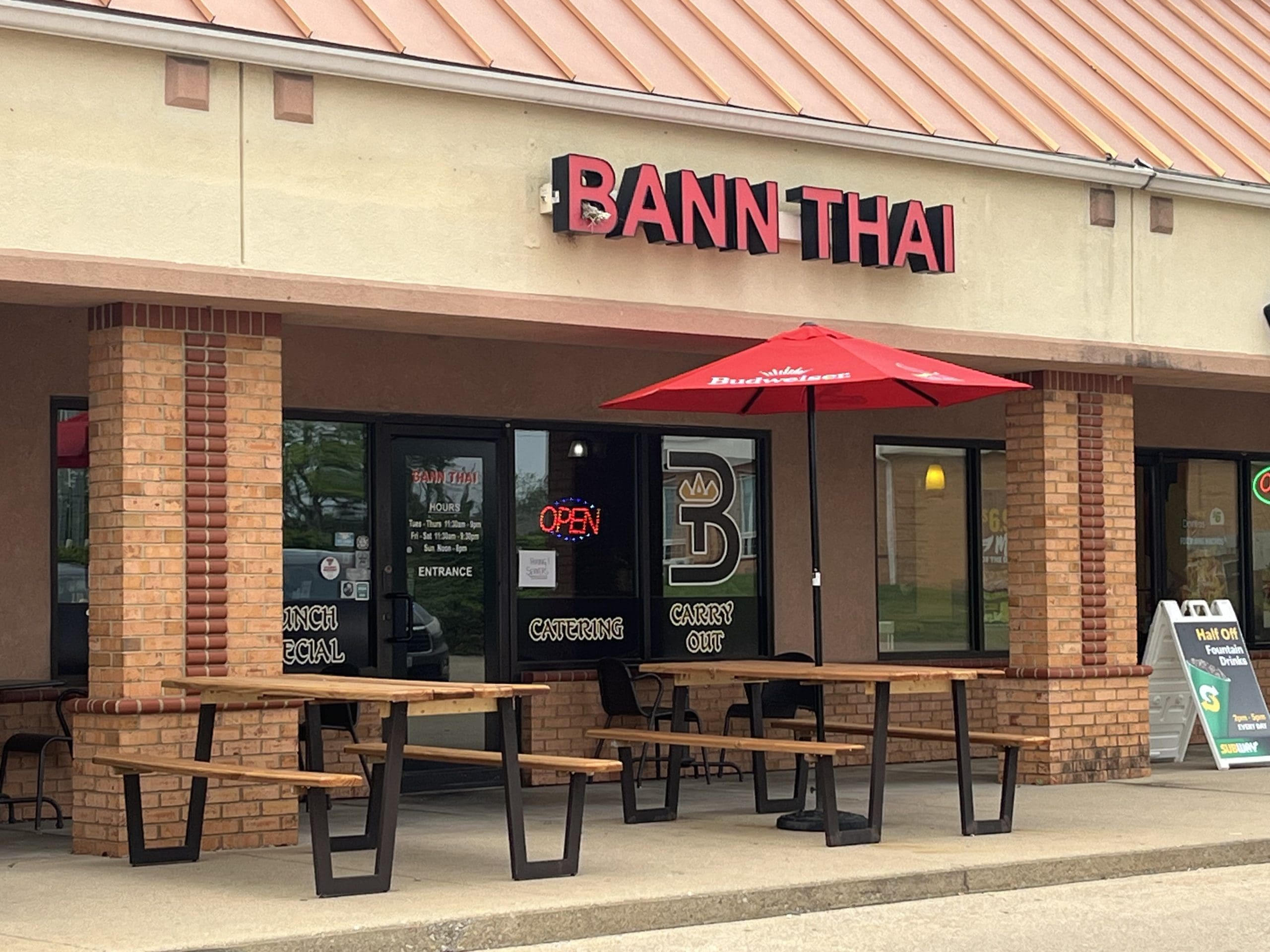 Bann Thai Restaurant - Edwardsville, IL