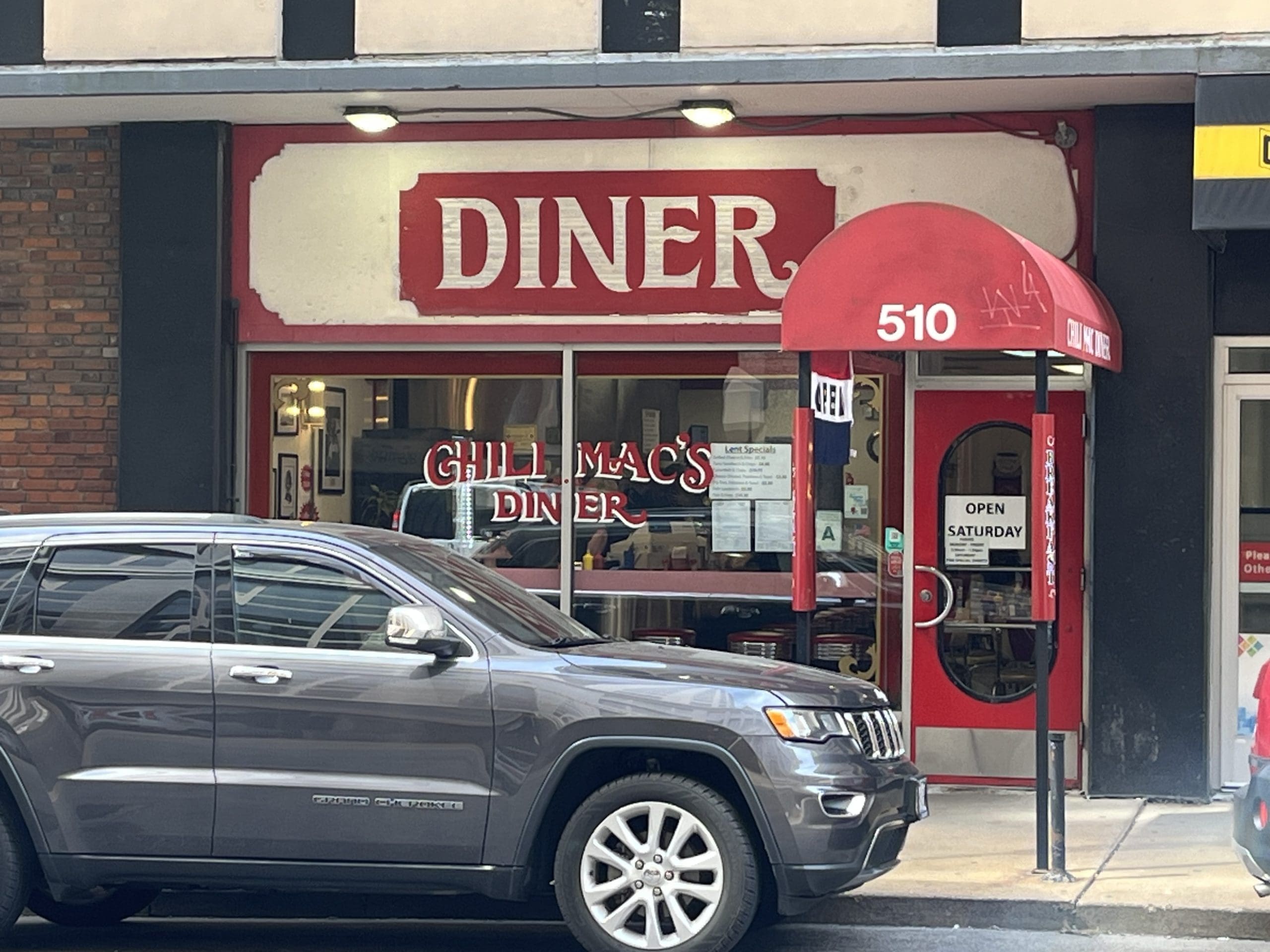 Chili Mac&rsquo;s Diner in St. Louis Gains Recognition